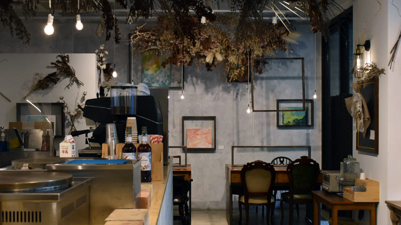 芝浦・パンとエスプレッソと芝浦ギャラリーの内観