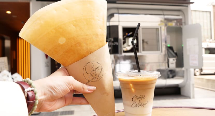 福岡・中央区のカフェ クレープとエスプレッソと いくらのカフェラテとクレープ